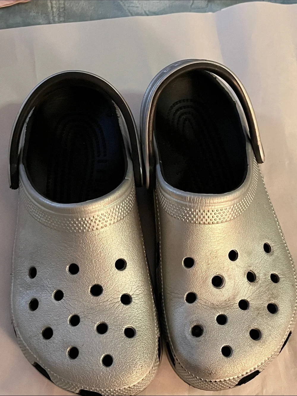 CROCS
